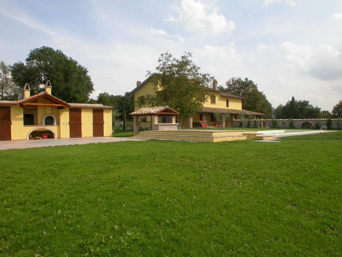 Casavacanze Sant'Eugenia Аттільяно Екстер'єр фото