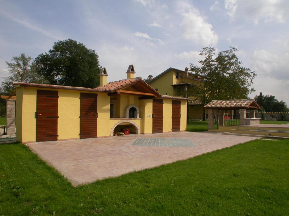 Casavacanze Sant'Eugenia Аттільяно Екстер'єр фото